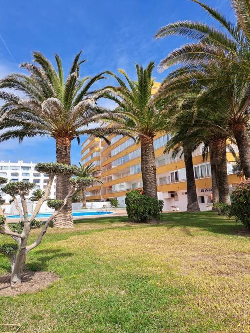 Holiday Center Apartamento Vistas Mar, Acceso Directo Playa Y Piscina Roses Esterno foto